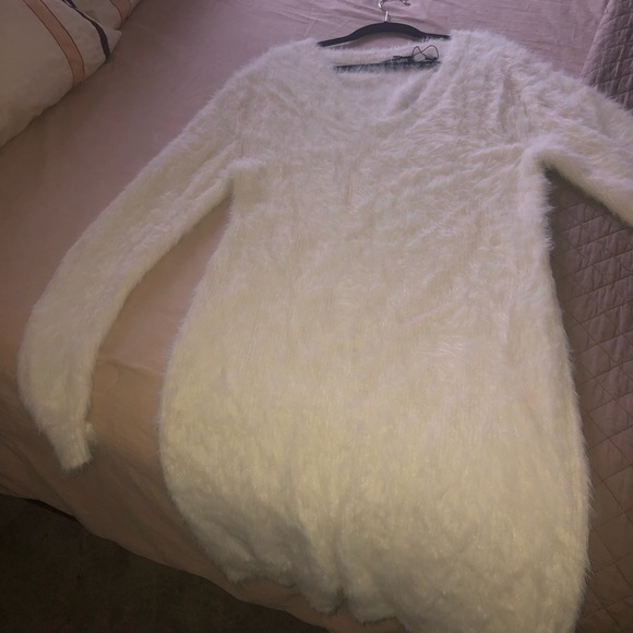 Sweater Dress Brand New - Picture 3 of 3